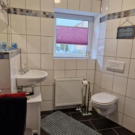 Neu! Roeschen Lejlighed Burg Stargard