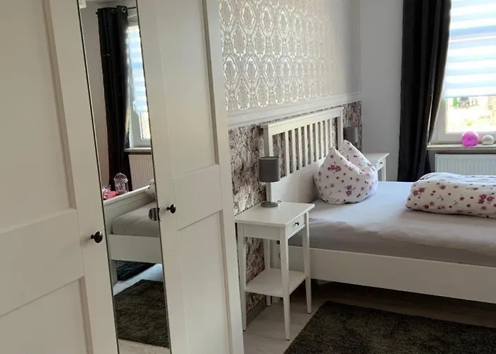 Neu! Roeschen Апартаменты